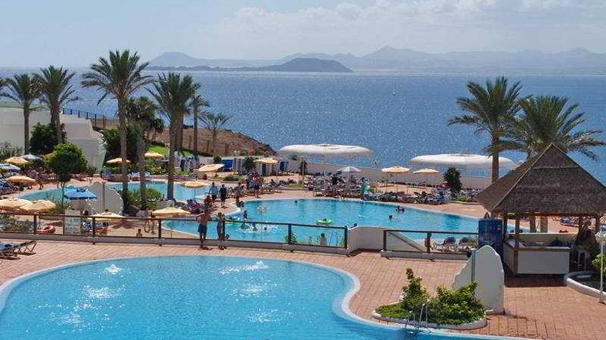 Sandos Papagayo Beach Resort