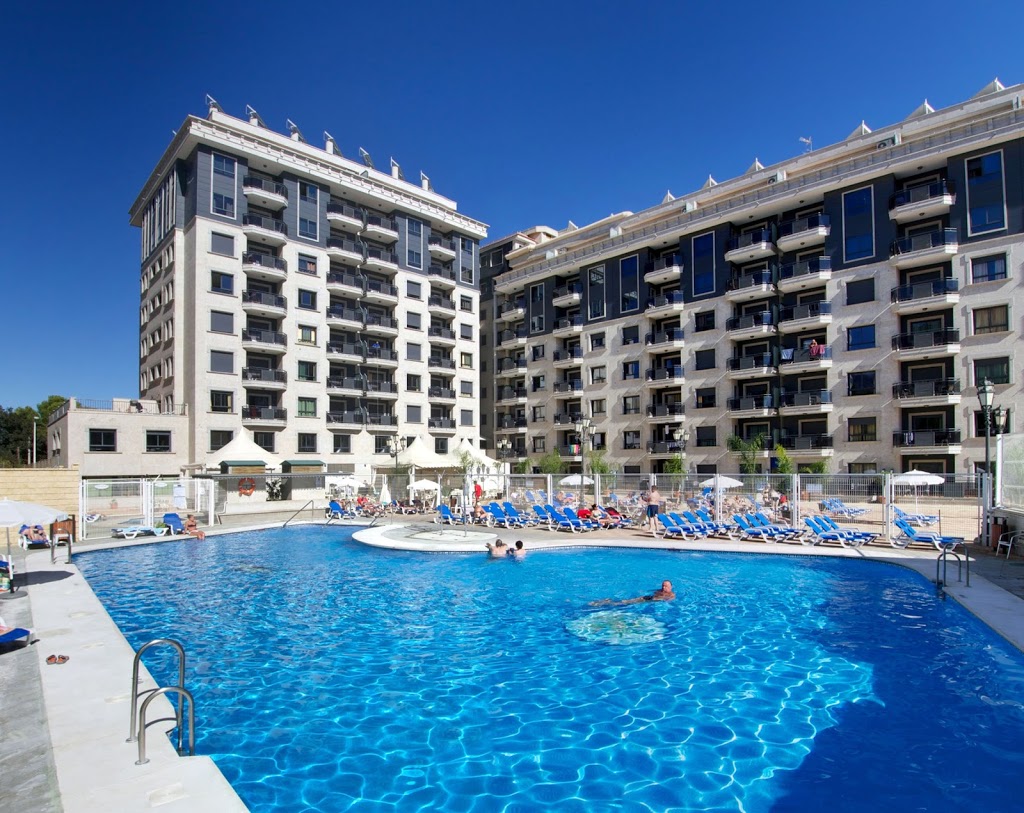 Apartamentos Nuria Sol
