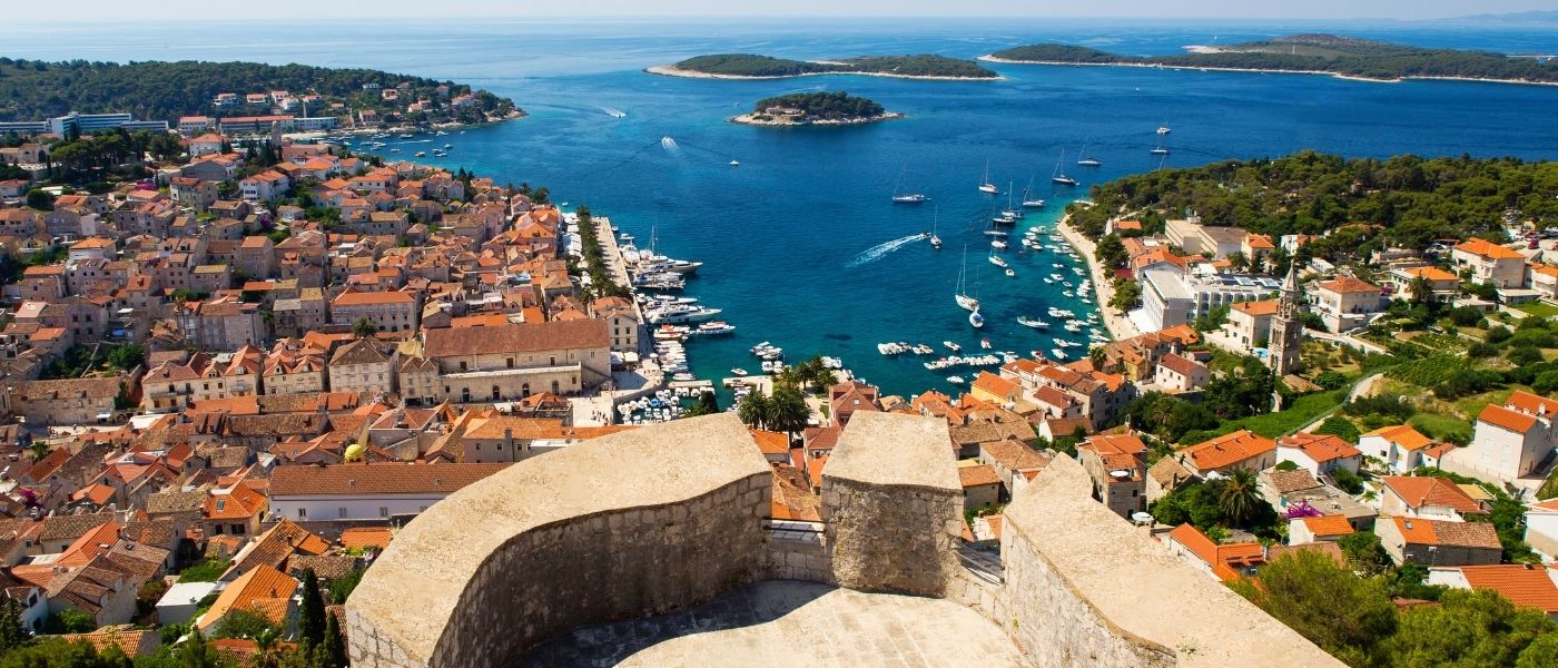 Hvar Macro 2