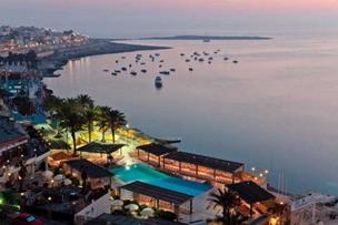 Sunny Coast Resort & Spa